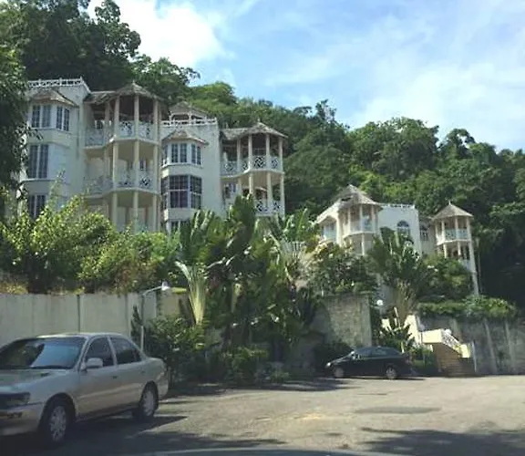 Apartment Sky Castles Apt J3 *